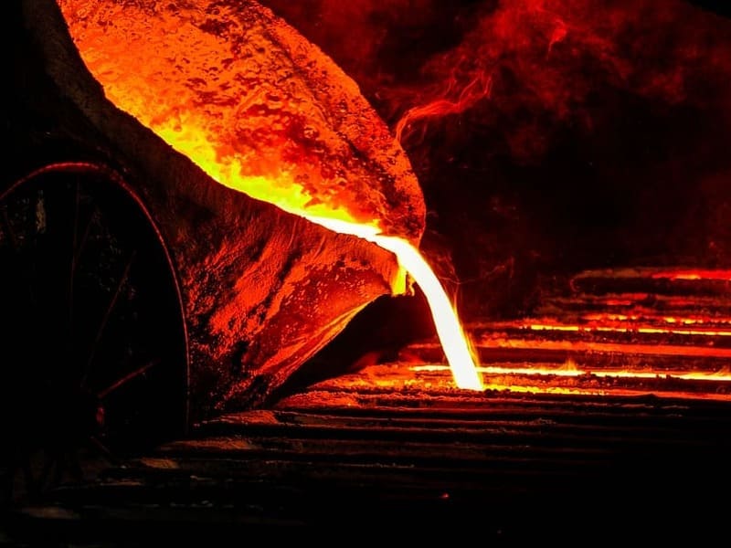 Казахстан запрещает — Россия протестует: спор из-за ограничений на экспорт лома чёрных металлов
